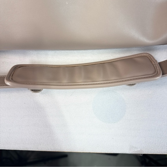 White Elm Aquila Tote Bag Taupe Laptop Bag Travel W/ Padded Crossbody Strap - Picture 12 of 16